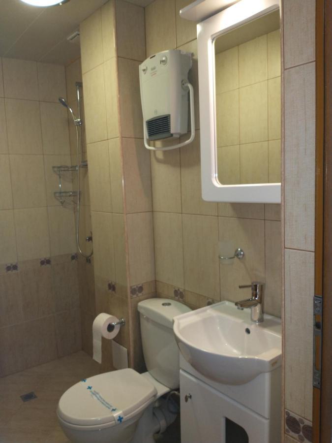 Aura Family Hotel Ravda Bagian luar foto