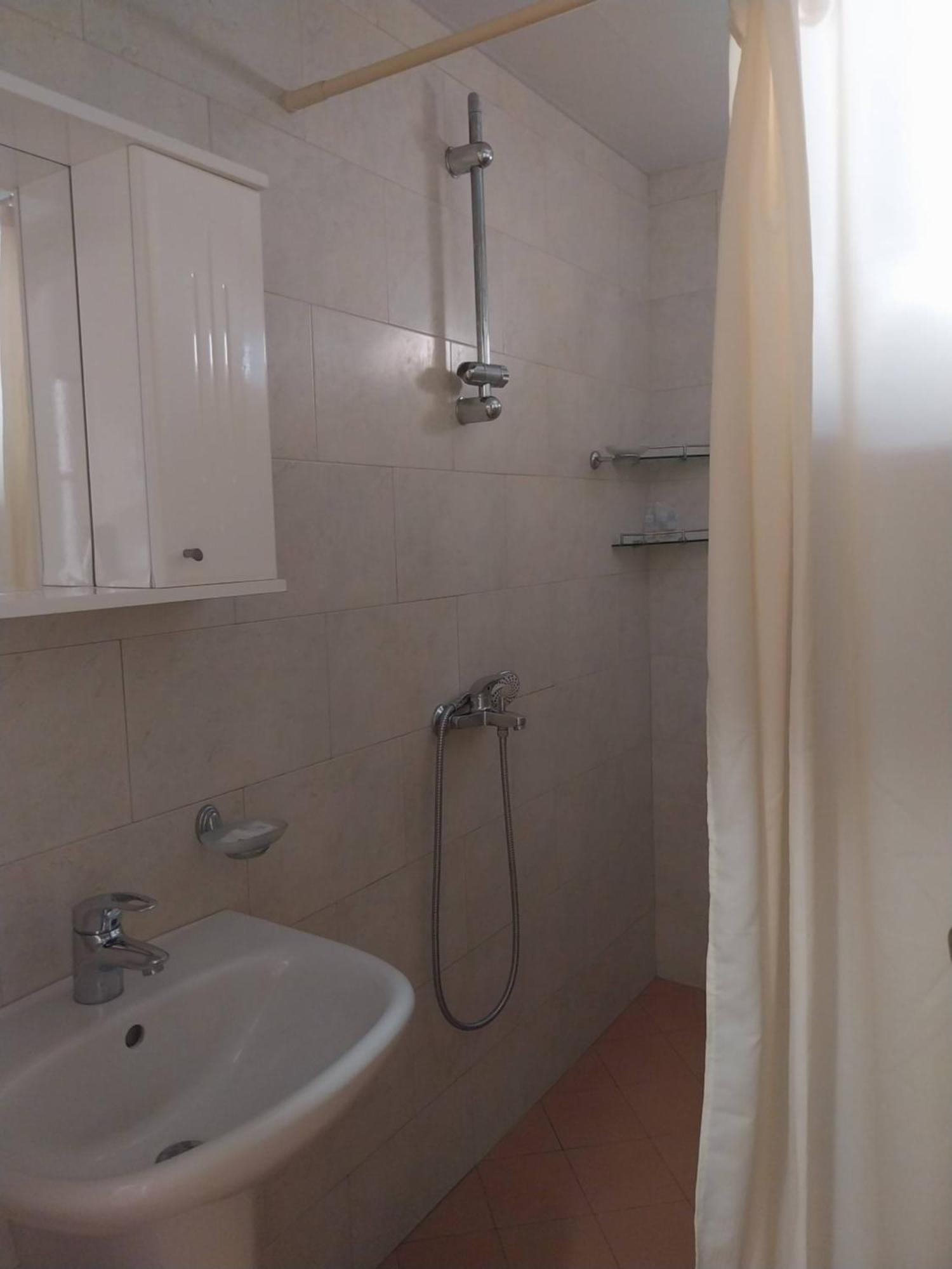 Aura Family Hotel Ravda Bagian luar foto